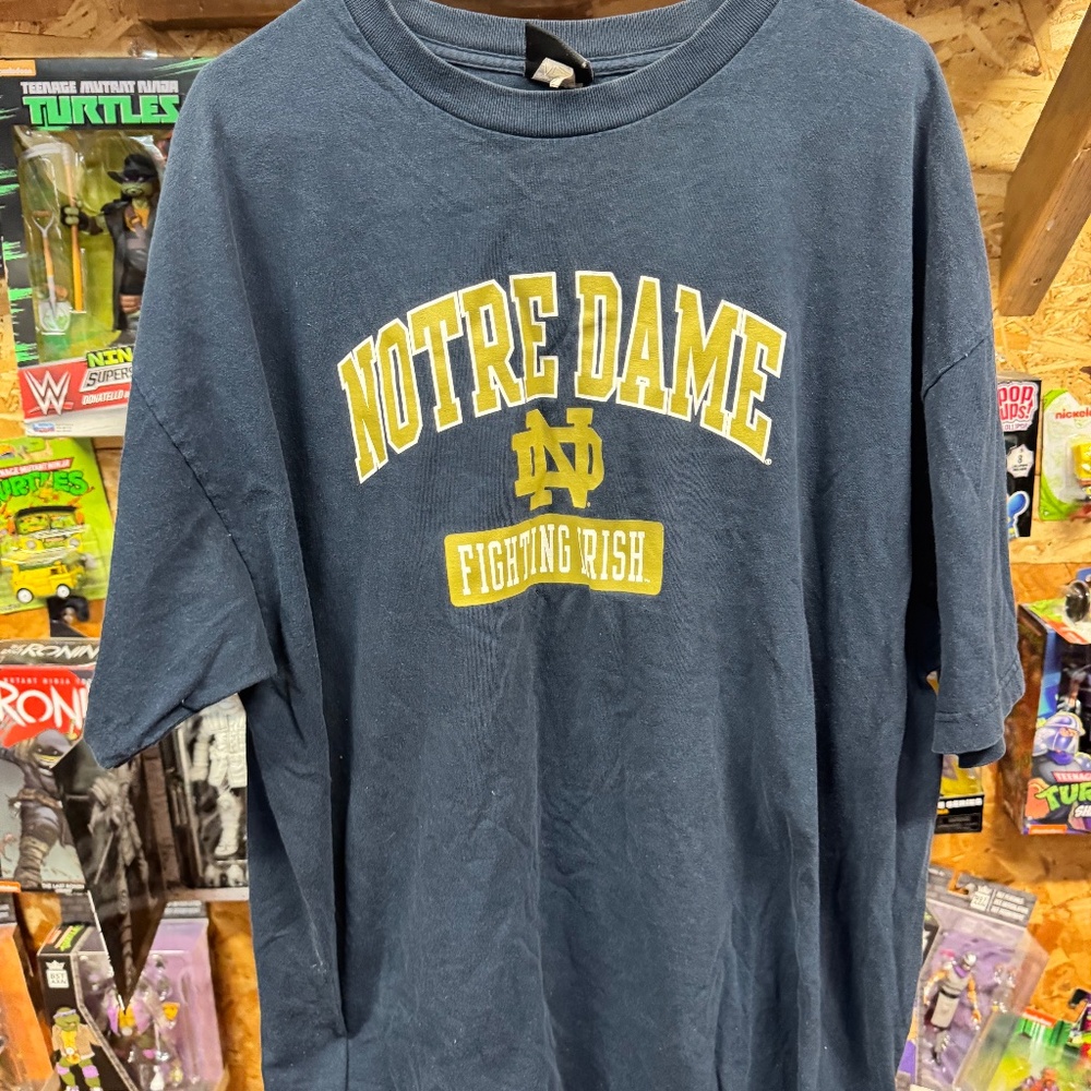 Vintage Y2K Notre Dame tshirt sz XXL